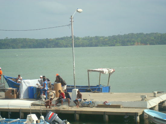 Am Hafen von Livingston