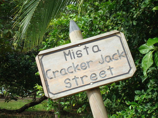 Alle Strassennamen und Schilder in Manzanillo sind ziemlich speziell