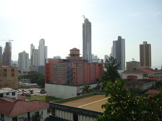 Blick von unserer Terrasse auf die Stadt