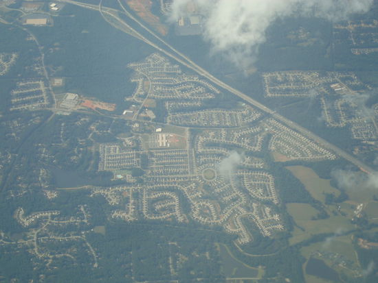 Die Vororte von Atlanta sehen von oben irgendwie den Hyroglyphen der Mayas ähnlich