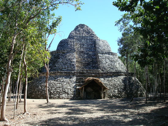 Gaenzlich andere Bauweise...