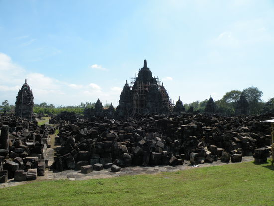 Ein Riesen Steinpuzzle...