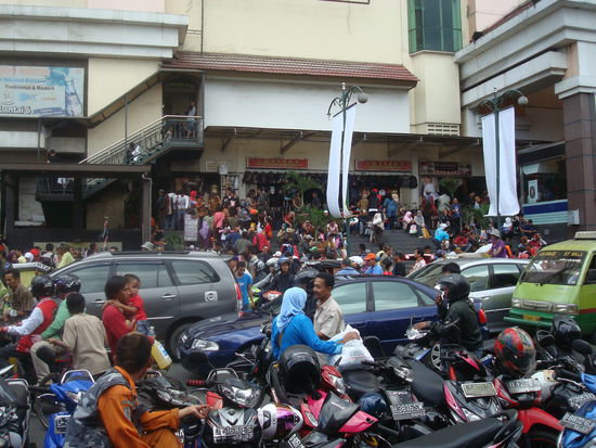 So sahen beinahe alle Strassen aus.