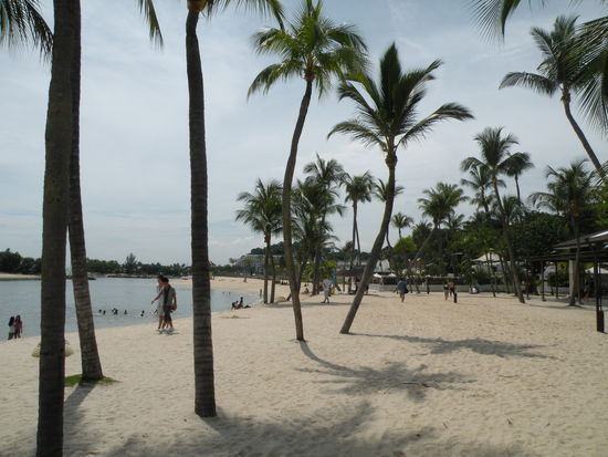(kuenstlicher) Strand auf Sentosa Island