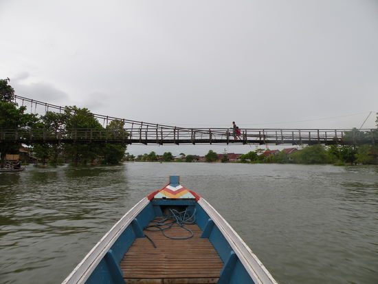 Diese Bruecke verbindet Quartiere