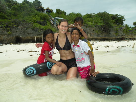 Mit diesen Kiddies hatten wir ziemlich Fun beim baedelen