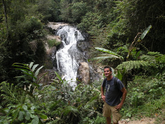 Etwas groesserer Wasserfall