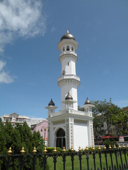 das dazugehoerige Minarett