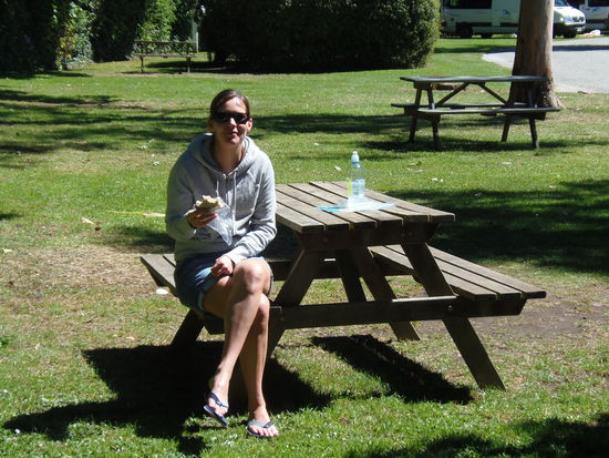 Wir geniessen das Wetter
(.....die anderen ueberwachen)