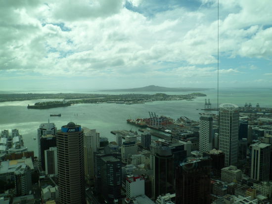 Aussicht vom Tower Richtung Rangitoto (Vulkaninsel im Hintergrund)