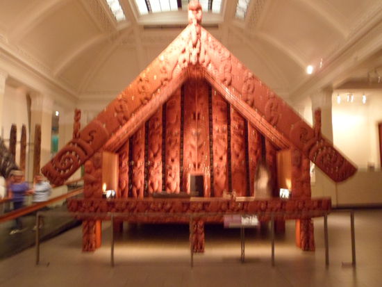 Traditionelles Versammlungshaus