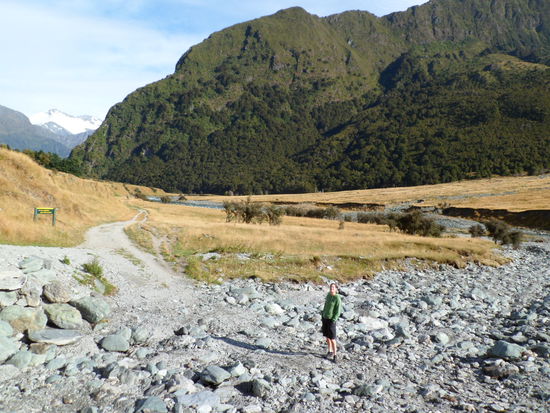 Zum Glueck fuehrt dieser Bach kein Wasser.