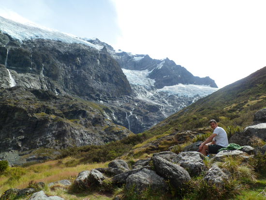.... und auch ein Super Platz um unser mitgeschlepptes Picknick zu essen, bevor wirs wieder runtertragen 