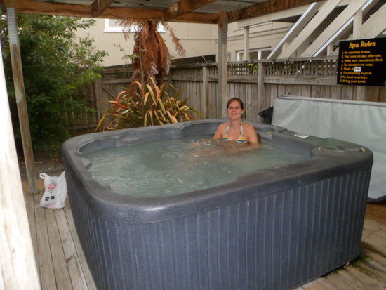 Unser Hostel hat sogar einen Spa (leider stinken wir und unser Badezeug danach noch tagelang nach Chlor)