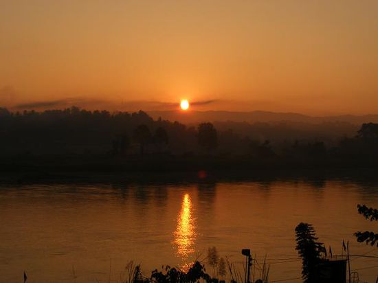 Sonnenuntergang am Mengkong (Grenze Thailand Laos)