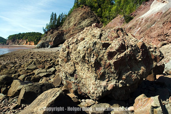 Und wieder ein Küstenabschnitt der ganz anders aussieht.