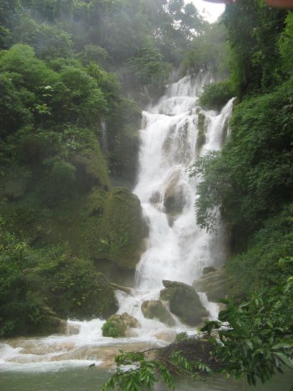 Kuang Si Wasserfall