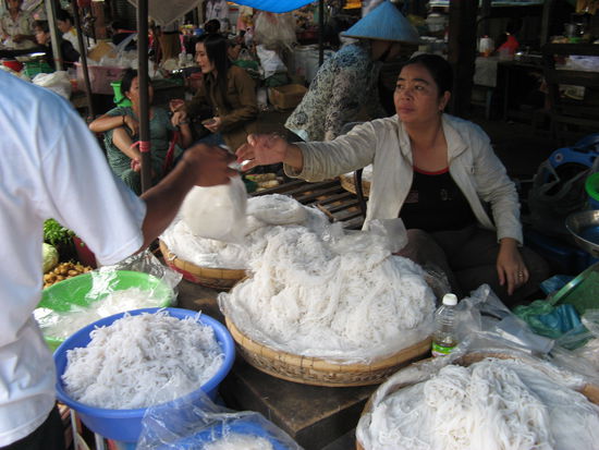 Reisnudeln brauchten wir auch noch