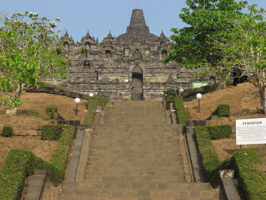 Vorderansicht von Borobodur