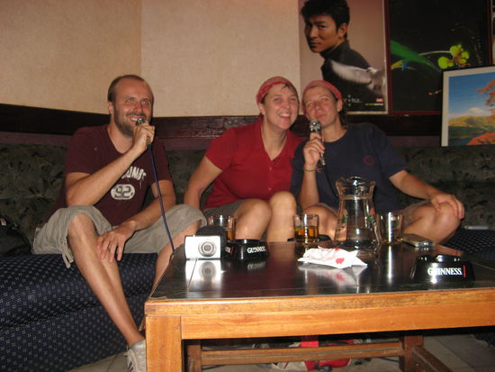 beim Karaoke hatten wir ne Menge Spass