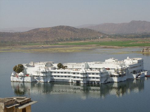 Lake Palace (Hotel) im Pichola-See