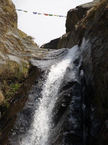 Bhagsu Wasserfall