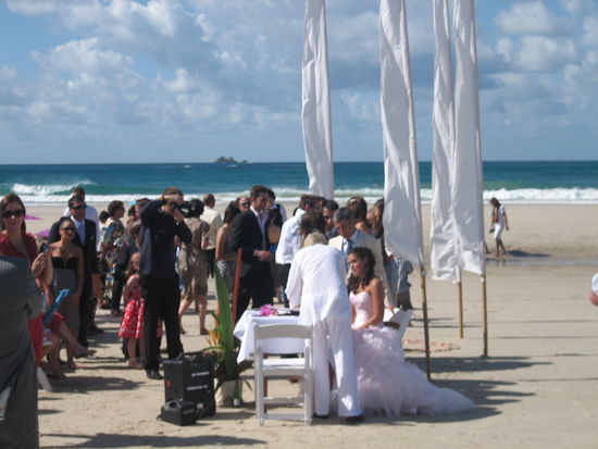 ne Hochzeit am Strand, das ist doch mal was