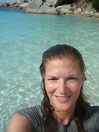 Der leicht gequaelte Blick liegt nur am gleissenden Sonnenschein...