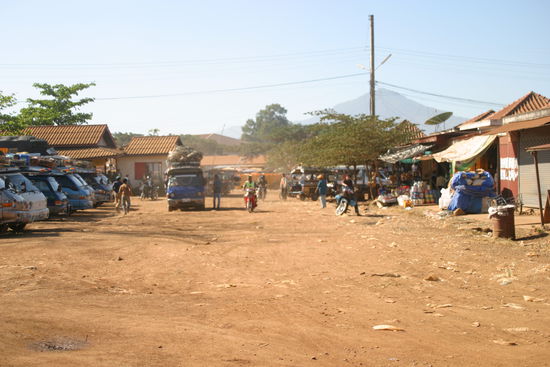 Busbahnhof km 8 in Pakse