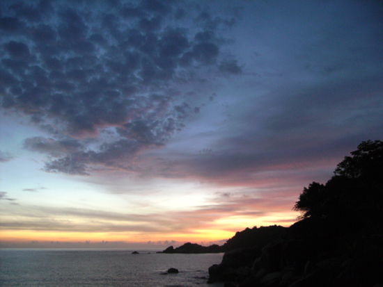 Sonnenaufgang an der Hin Wong Bay