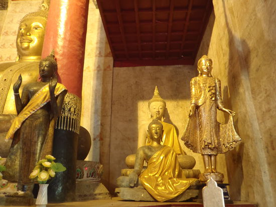 Buddha Szenen in einem Wat in Nan