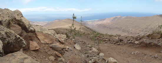 gut präparierter Weg und herrliches Panorama!