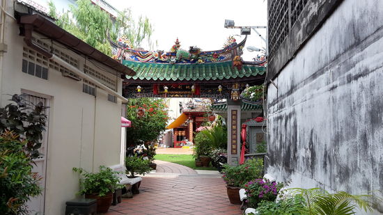 Der Eingang zum Chinesischen Tempel.