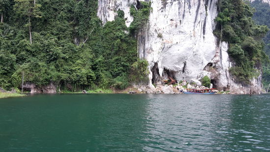 Eingang zur Höhle