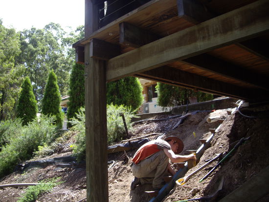 Stephan beim Treppen bauen!