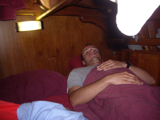 Stephan in der Koje (innen)