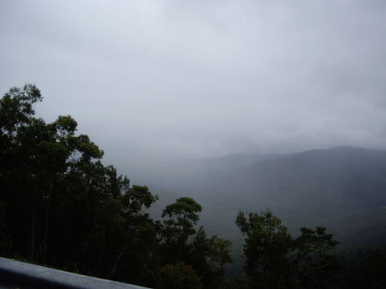 Fahrt Richtung Cairns, aber ohne gute (Wetter-) Aussichten 