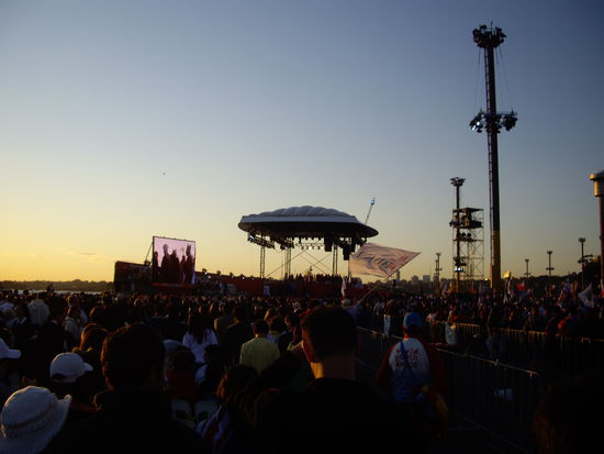 Bei der Eroeffnungs-Messe