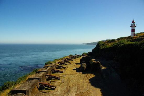 Ueberreste der Kuestenfestung Niebla
