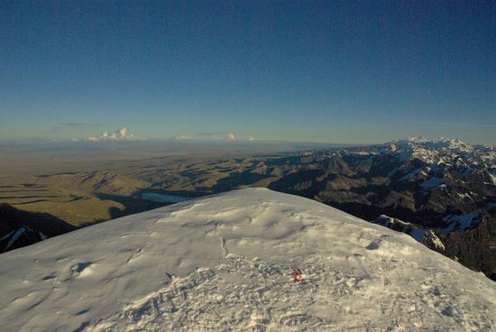 Man sieht den Titicacasee