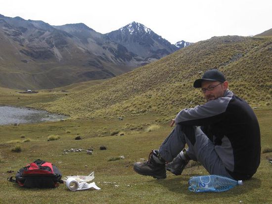 Lauschiges Plaetzchen zum Mittagessen, im Hintergrund der Pico Austria, wo wir schon oben waren