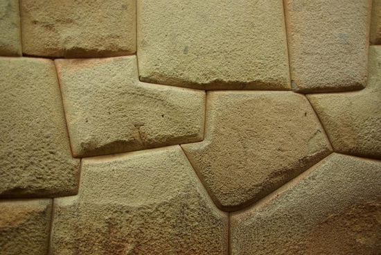 Perfekt passt alles aneinander, nicht einmal eine Messerspitze hat dazwischen Platz