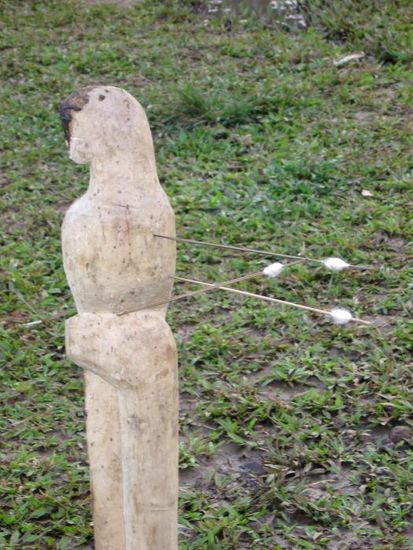 ... und wir ihr seht, musste der Papagei dran glauben! Also verhungern würden wir im Dschungel nicht 