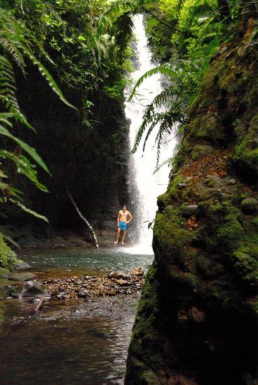 Beim zweiten Wasserfall, dem catarata Escondida ("versteckter Fall")