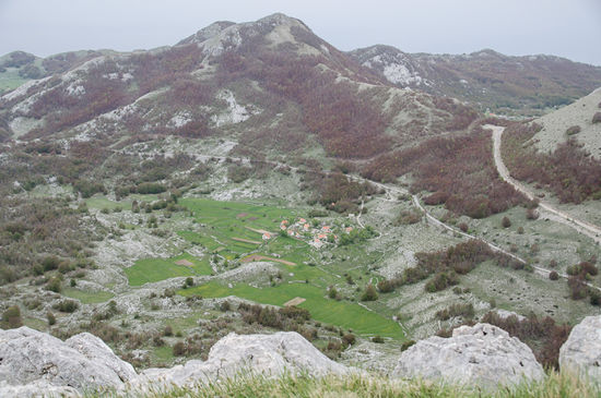 Auch vom Parkplatz hat man eine schöne Aussicht auf den Nationalpark.