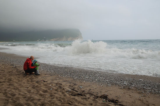 Aber mit Sicherheitsabstand zu den Wellen