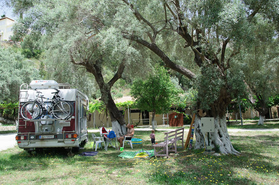 Am Campingplatz in Poros