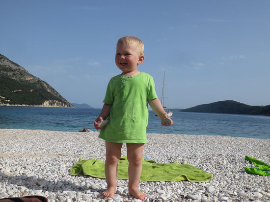 Die Grundausstattung: In jeder Hand ein grosser Stein 