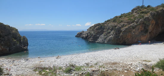 Stattdessen ab an den Strand, in eine wunderbare Bucht