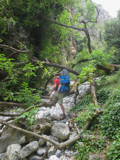 ... und bald sind auch ein paar Hindernisse zu bewältigen.